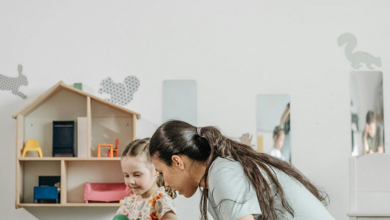 Choosing the Best Montessori Childcare Near Centreville, VA: Why Vision Montessori of Chantilly is the Ideal Choice