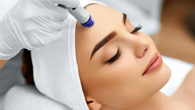 Brighten and Tighten Skin with Microneedling