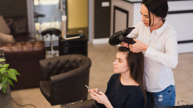 Keywords That Turn Clicks Into Clients for Salons