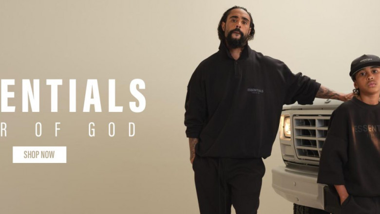 Fleece-Lined Essential Hoodie – Built for Warmth &amp; Style