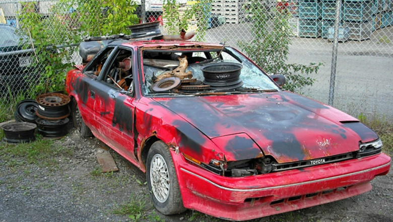 Why Selling Your Junk Car to a Licensed Buyer is the Smart Choice