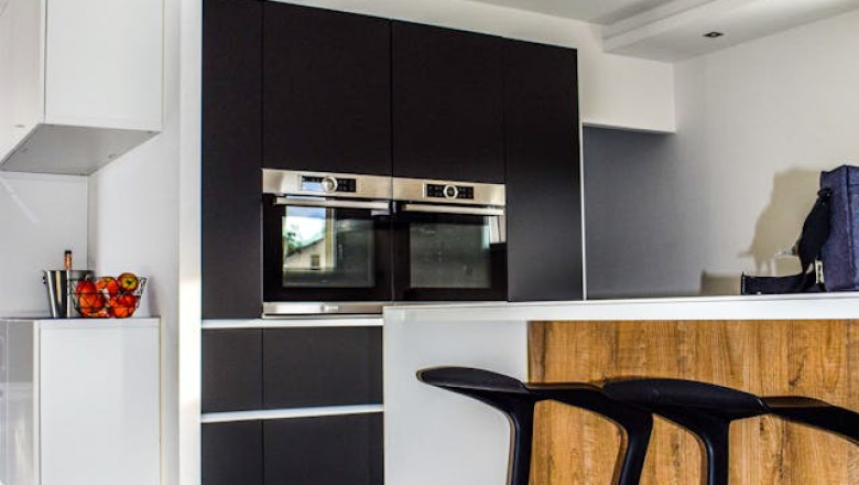 How Live Edge Coffee Tables Enhance Contemporary Interior Design
