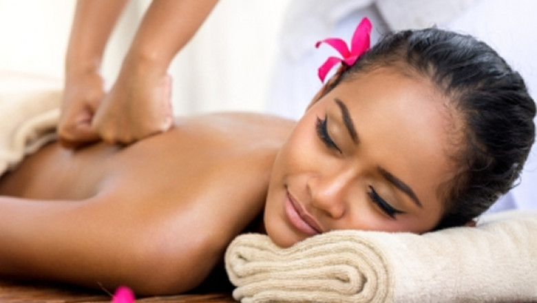 Home Signature Thai Massage – Authentic Thai Wellness at Your Doorstep with Siam Home Spa