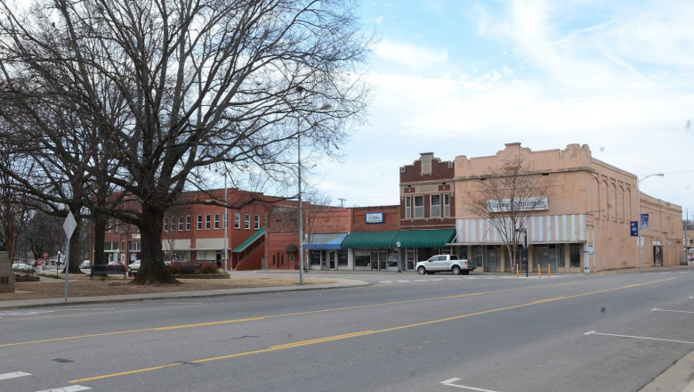 Injured in a Motorcycle Crash? Here's Why Clarksville Riders Turn to a Local Lawyer for Help