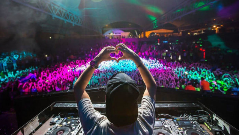 Who Decides Who the Best DJ Really Is?