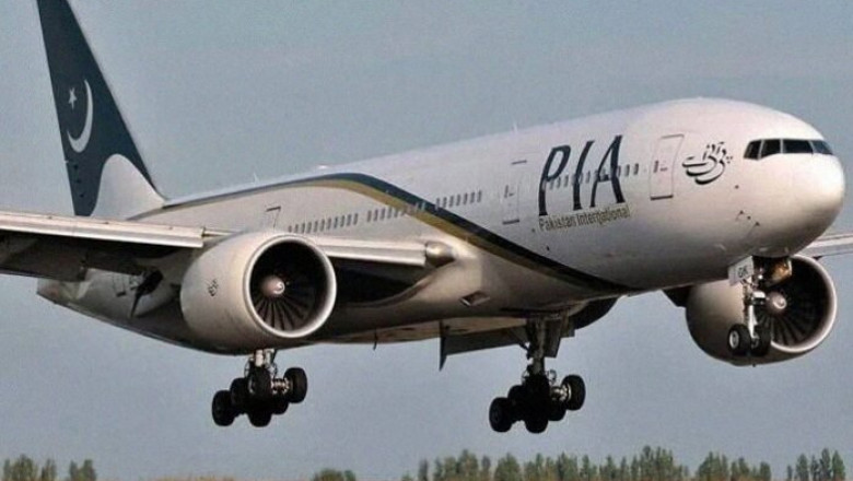107 Pakistanis Stranded in Iran Return Home via Special Flight