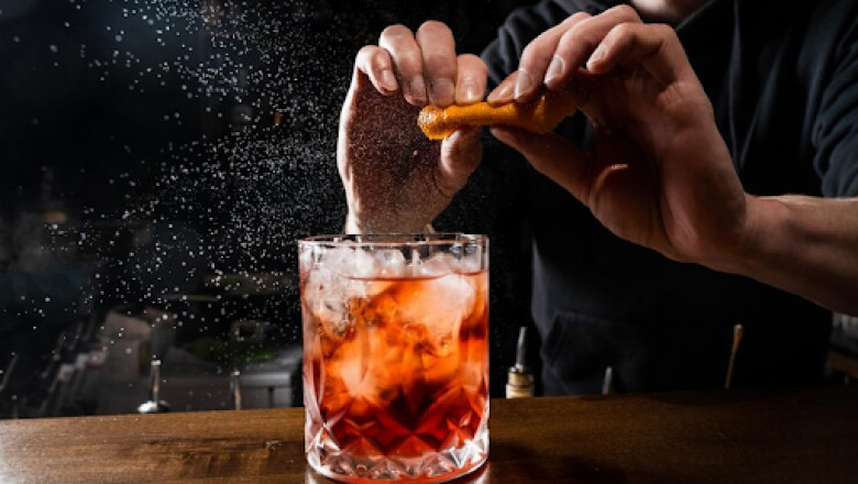 How to Make an Old Fashioned – The Classic Cocktail Recipe You Need