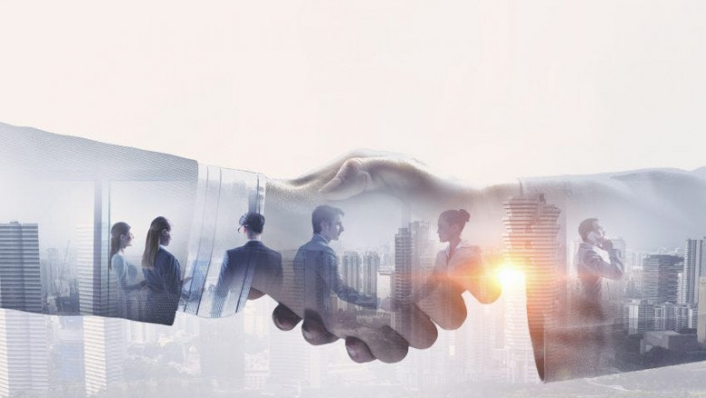 How the Global Direct Selling Market Is Transforming Retail