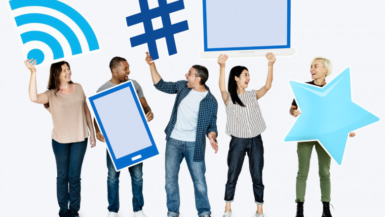 The Role of the Internet in Digital India Initiatives