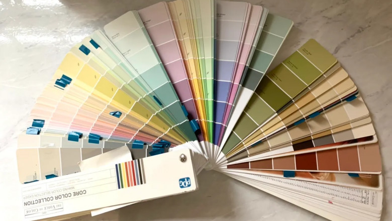 Elegance, Popularity, and Curb Appeal: Choosing the Right Colours for Your Home