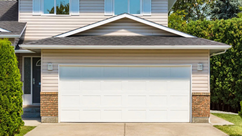 Fixing Garage Door Rollers That Keep Coming Off the Track: A Complete Guide
