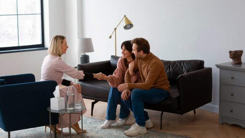 Seeking Support, Finding Solutions: What to Expect from Relationship Counseling