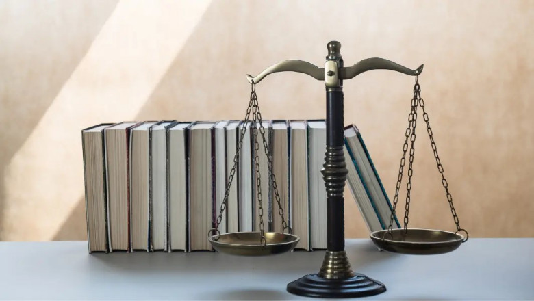 Top 10 Law Firms in Dubai: Expert Legal Services in the UAE