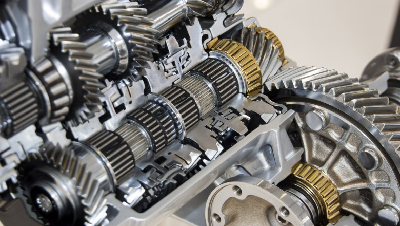 Global Automotive Gearbox Market Evolution: Impact of EVs and Advanced Transmissions