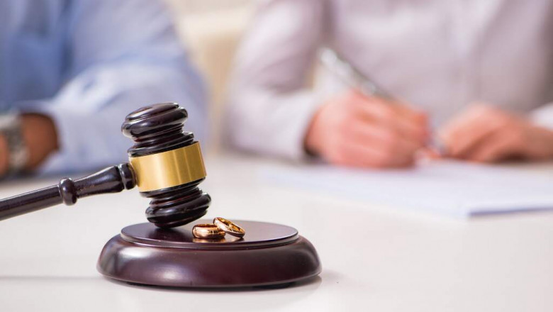 Shane and White LLC: Experienced Divorce Lawyer Metuchen and Trusted Family Lawyer Marlboro