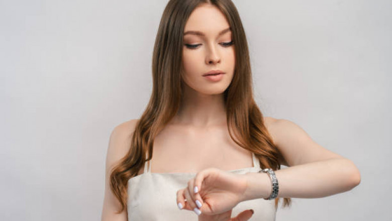 Best Watches for Women: A Timeless Accessory for Every Style