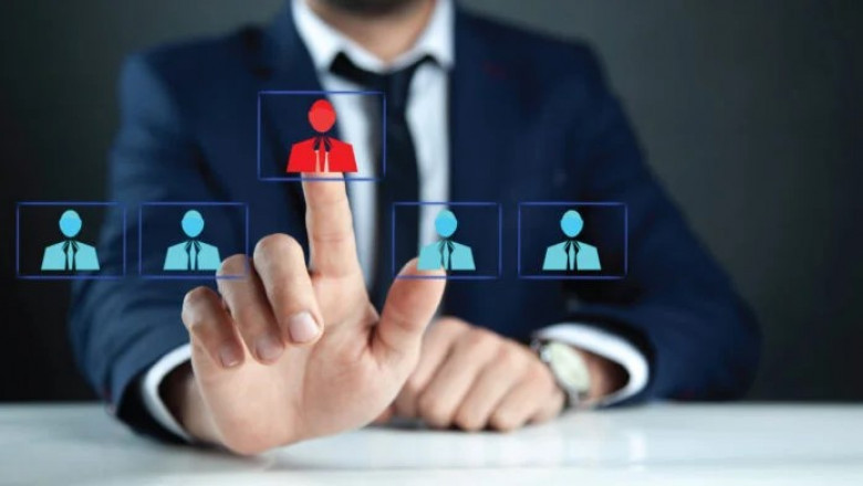 5 Innovative Employee Sourcing Tools to Speed Up Recruitment