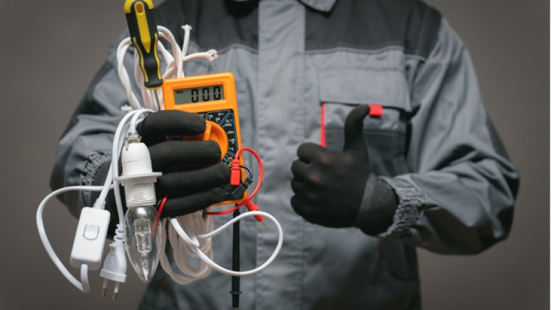 Top Reasons to Hire Professional Murrieta Electricians for Your Home Needs