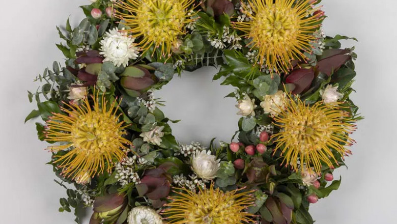 A Gentle Way to Say Goodbye – Sympathy Flowers in Glenroy
