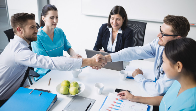 Clinical Communication and Collaboration Market Size, Share & Forecasts To 2033