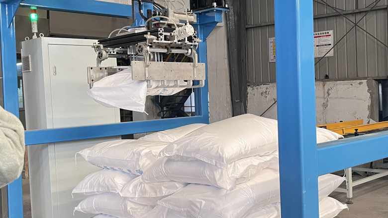 What are the main applications of foam concrete, and what are its functions?