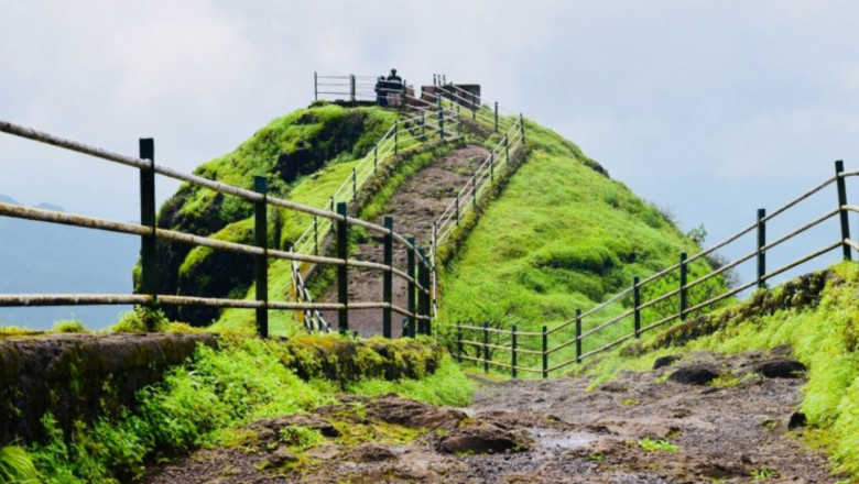 Experience Mesmerizing Views from Lodwick Point in Mahabaleshwar