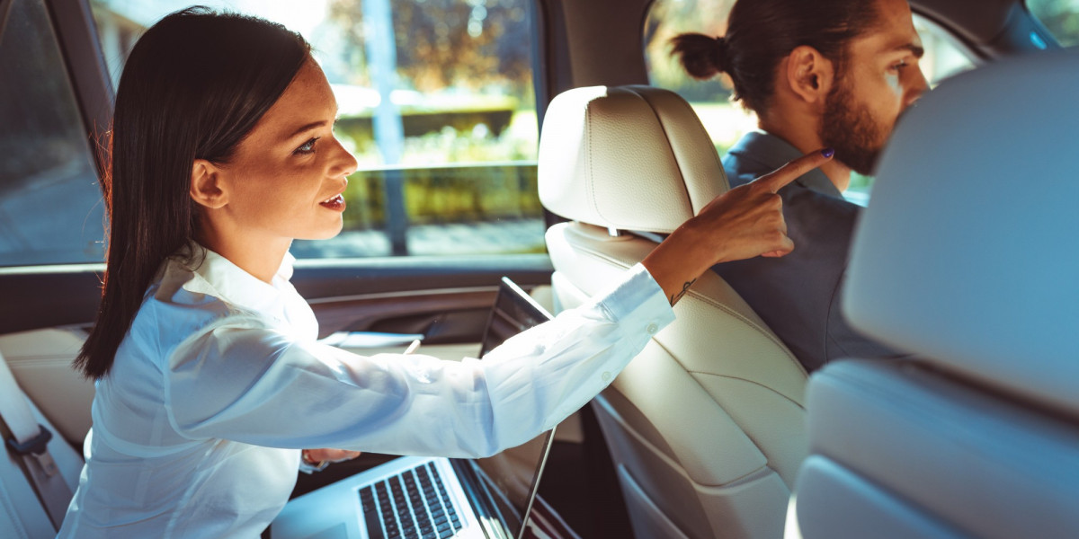 From Busy Streets to Scenic Routes: Why a Private Driver is Perfect for Dubai