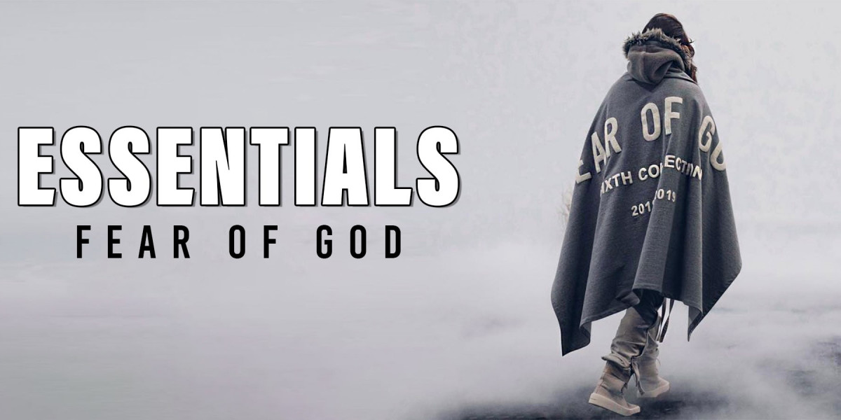 Essentials Clothing: The Trendy Streetwear Brand for You